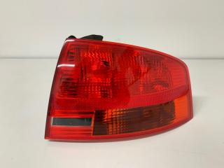 Запчасть фонарь задний правый Audi A4 2004-2009
